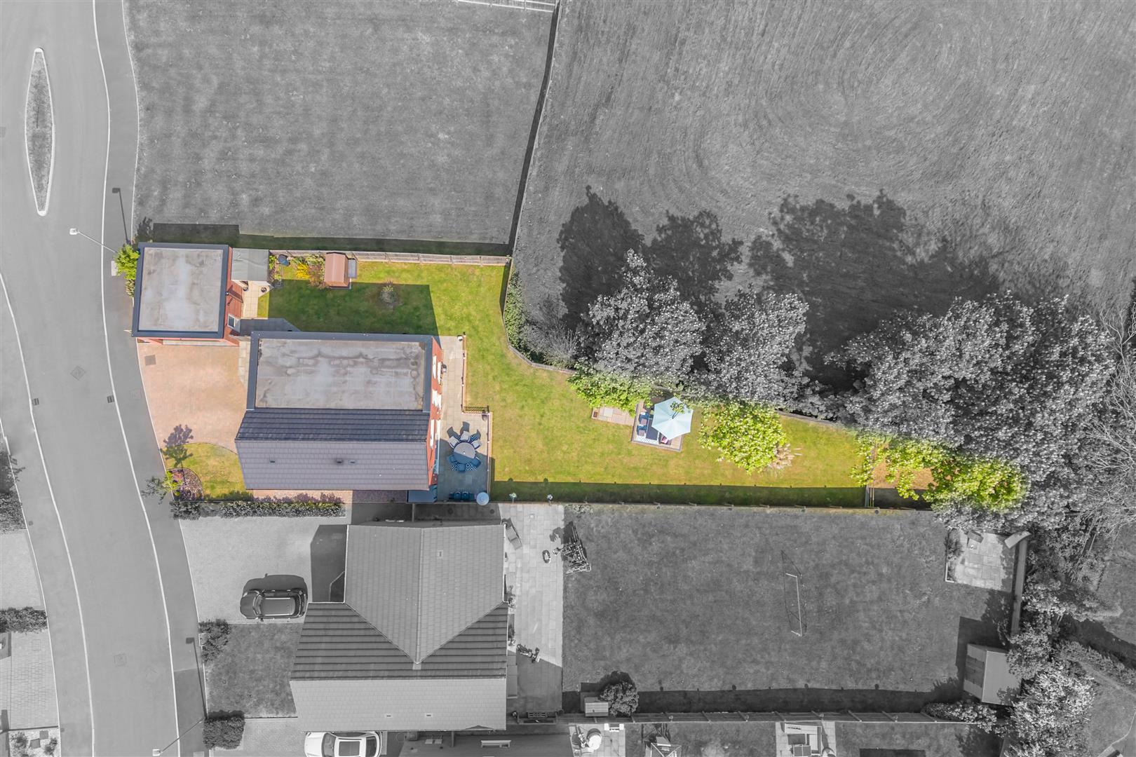 4 bed property in Birch Meadow, Worcester